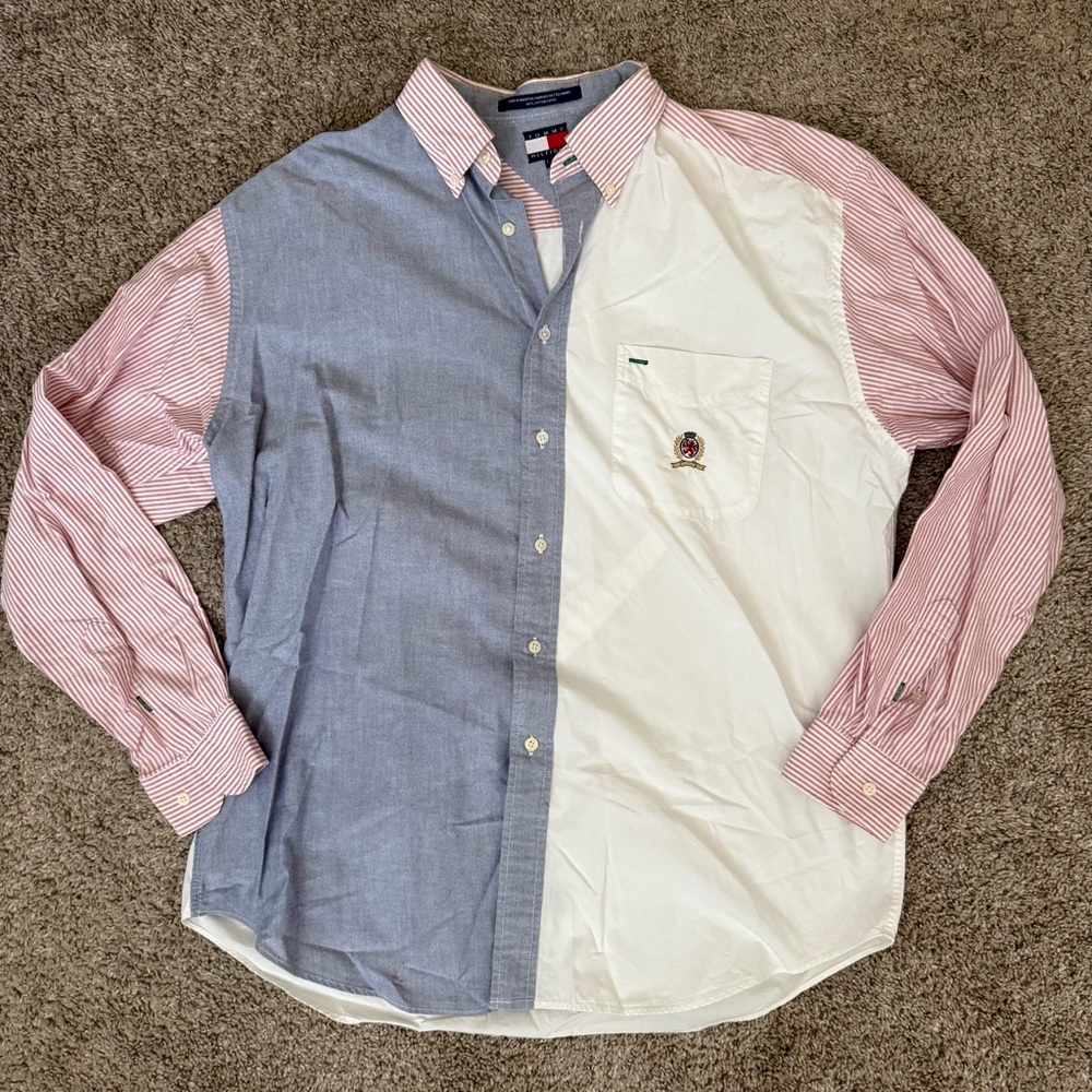 Vintage Tommy Hilfiger Blue and White Casual Button Down Shirt